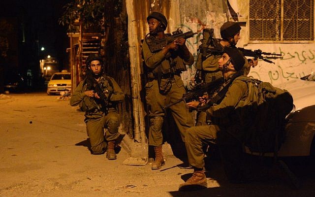 Illustrative photo of IDF soldiers during search patrols in the West Bank, June 16, 2014. (IDF Spokesperson/FLASH90