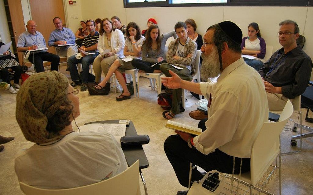 Presenters speak to their audience at Limmud Jerusalem, May 22, 2012 (courtesy/Warren Burstein)