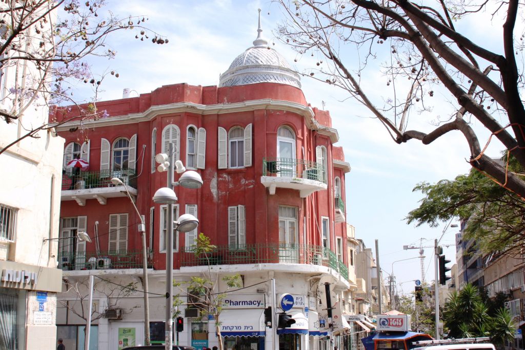 The Nordau Hotel, Nahalat Binyamin (Shmuel Bar-Am)