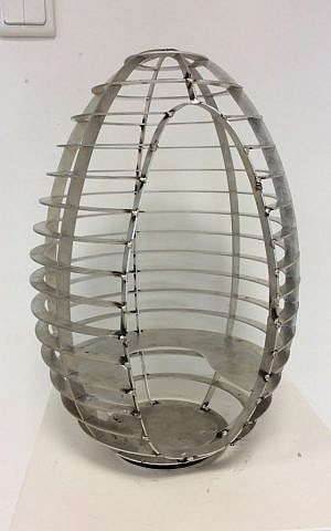 David Gerstein's egg sculpture for the 'Presence=Present performance by Canadian artist Alana Ruben-Free (Courtesy David Gerstein)