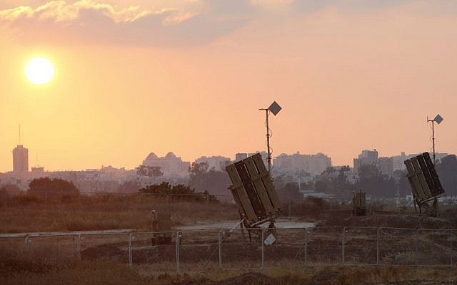 An Iron Dome Missile Defense battery deployed near the southern Israeli city of Ashdod, July 21, 2014.  (Miriam Alster/Flash90)