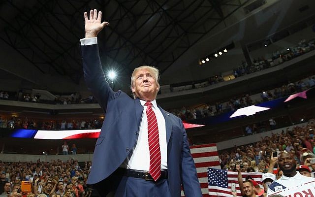 Donald Trump at a campaign rally at the American Airlines Center in Dallas, Texas on Sept. 14, 2015. (Tom Pennington/Getty Images/JTA)