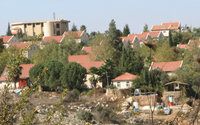 The West Bank settlement of Ofra, in the Binyamin Region north of Jerusalem. (CC-BY-SA/Yakov/Wikimedia Commons)
