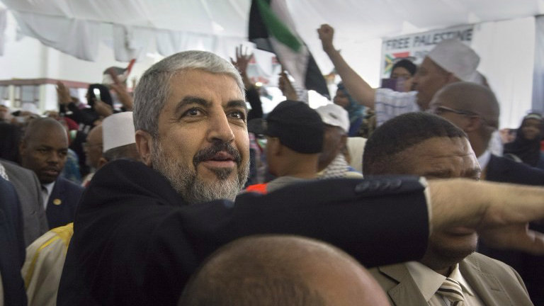 Hamas political leader Khaled Mashaal at an African National Congress rally in Hamas's honor in Cape Town, South Africa, October 21, 2015. (AFP Photo/Rodger Bosch)