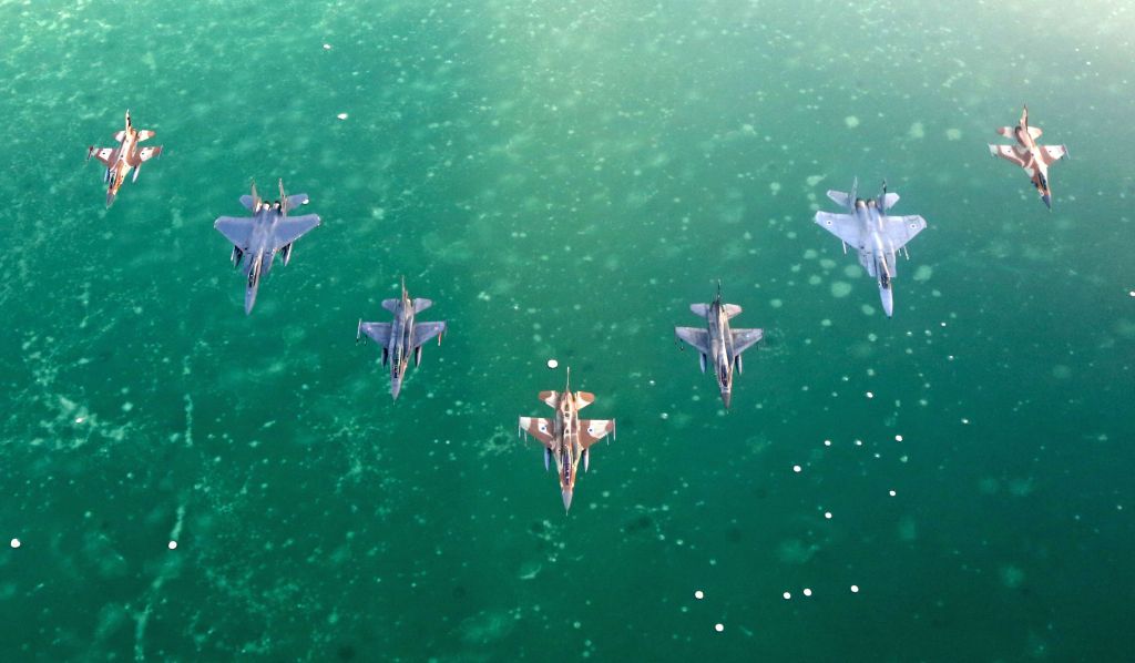 Israeli and foreign fighter jets fly in formation over the Red Sea during the 'Blue Flag' exercise at Ovda Airfield near Eilat on October 27, 2015. (Israeli Air Force)
