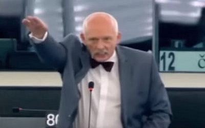Polish MEP Janusz Korwin-Mikke makes the Nazi salute in the European Parliament on July 8, 2015. (screen shot: YouTube)
