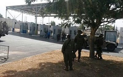 The Jenin checkpoint where a Palestinian teenager tried to stab Israeli security personnel before being shot and killed on October 24, 2015. (Israeli Ministry of Defense)