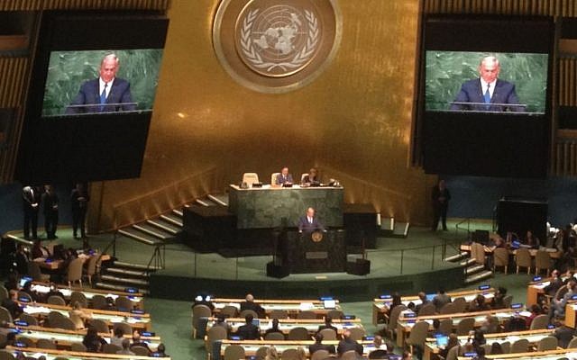Israeli Prime Minister Benjamin Netanyahu addressing the UN General Assembly, October 1, 2015. (Raphael Ahren/TOI)