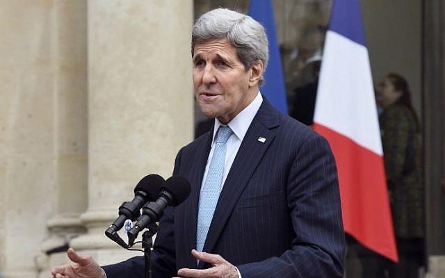 US Secretary of State John Kerry addresses reporters following his meeting with the French President at the Elysee palace in Paris on November 17, 2015 (Photo by AFP Photo / Dominique Faget)