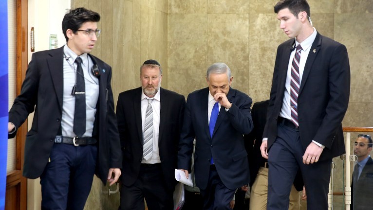 Do all Israel's cabinet ministers need bodyguards?