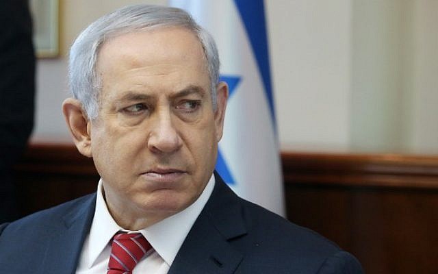 Prime Minister Benjamin Netanyahu speaks during the weekly cabinet meeting in Jerusalem on December 27, 2015. (Marc Israel Sellem/Pool)