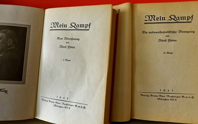 The first page of the two volumes of an early edition of 'Mein Kampf' (Institut für Zeitgeschichte/Alexander Markus Klotz)