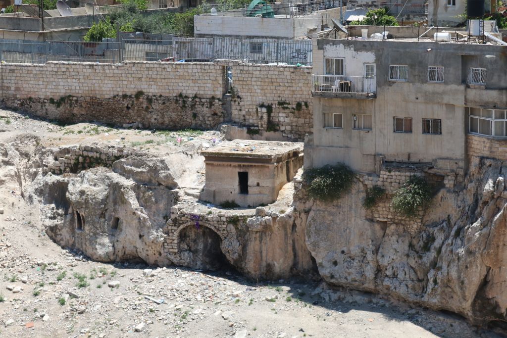 The tomb of Pharaoh's daughter, Kidron Valley, Jerusalem (Shmuel Bar-Am)