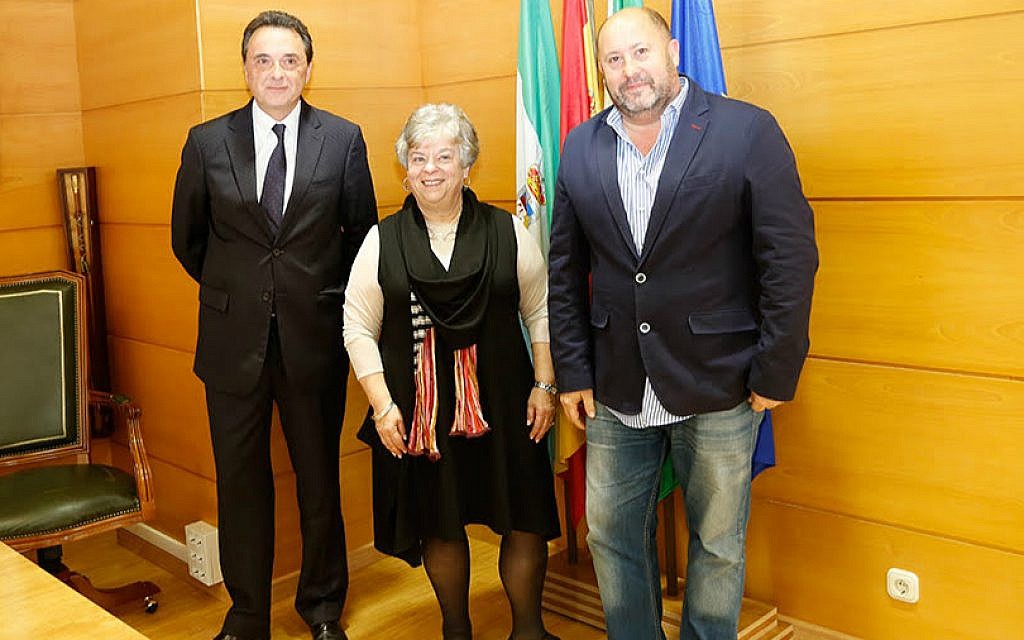 Jewish woman to be knighted for helping Sephardic Jews gain Spanish citizenship