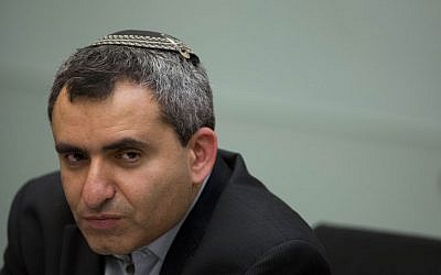 Minister Zeev Elkin participates in a Knesset committee meeting on December 3, 2014 (Yonatan Sindel/Flash90)