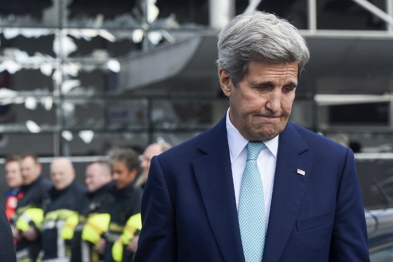 US Secretary of State John Kerry attends a ceremony at the Brussels National Airport to pay tribute to the victims of the terrorist attacks on March 25, 2016 in Zaventem. (AFP/BELGA/FREDERIC SIERAKOWSKI)