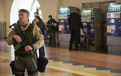 A Los Angeles County Sheriffs deputy patrols Union Station train hub as security is heightened in reaction to bomb attacks in Brussels, Belgium on March 22, 2016 in Los Angeles, California. (David McNew/Getty Images/AFP)