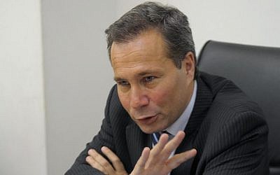 Argentina's Public Prosecutor Alberto Nisman gives a news conference in Buenos Aires, May 20, 2009. (JUAN MABROMATA/AFP/Getty Images)