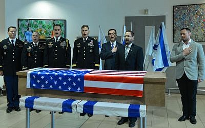 Israeli and American officials participate in a good-bye ceremony for Taylor Force, the US citizen killed in a stabbing terror attack in Jaffa, as his body is sent back to be buried in the United States, at Ben Gurion Airport near Tel Aviv, on Friday, March 11, 2016. (Flash90)