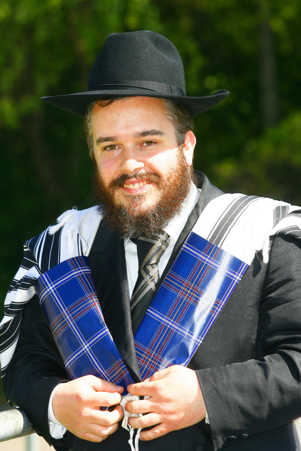 The kosher tartan prayer shawl created by Rabbi Mendel Jacobs. (JewishTartan.com via JTA)