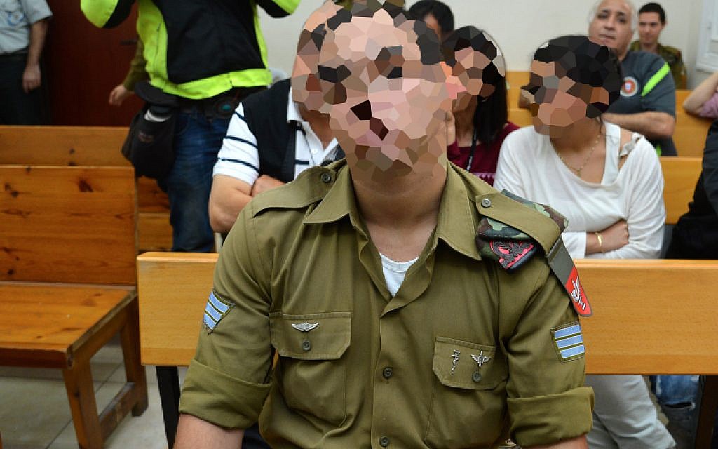 An Israeli soldier who shot a Palestinian terrorist in Hebron at a military court hearing in Jaffa on April 7, 2016. (Flash90)