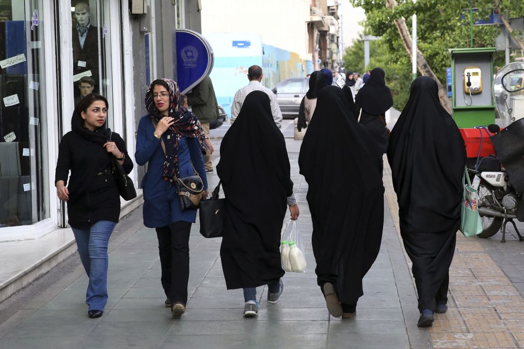 Woman sex in Tehran
