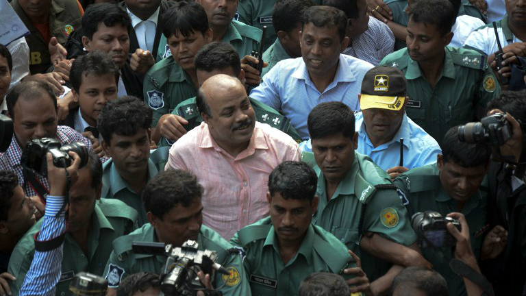 4 escorts found in Dhaka, Bangladesh