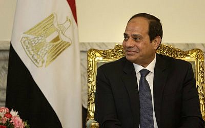 Egyptian President Abdel Fattah el-Sissi listens to US Secretary of State John Kerry during a meeting at the presidential palace in Cairo on May 18, 2016. (Amr Nabil/Pool/AFP)