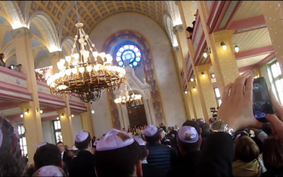 Interior of the Grand Synagogue of Edirne in Northwest Turkey following the completion of its restoration in 2015. (Screen capture: YouTube)