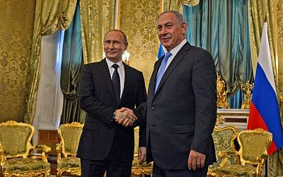 Prime Minister Benjamin Netanyahu meets with Russian President Vladimir Putin in Moscow, Russia, on June 7, 2016 (Haim Zach / GPO)
