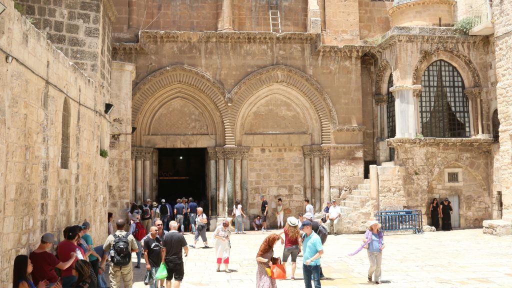 The entrance to the Church of the Holy Sepulchre. (Shmuel Bar-Am)