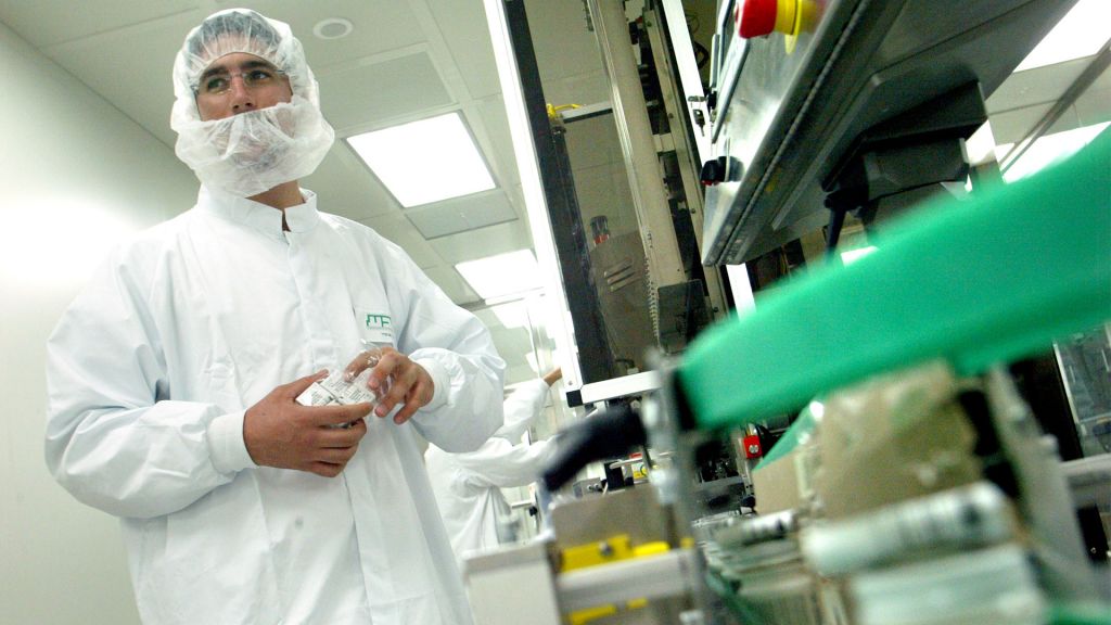 As shares plunge, Teva sees 7,000 layoffs by year's | The Israel
