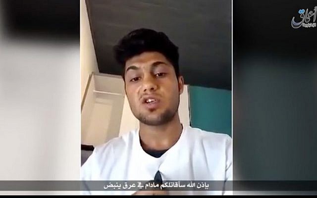 The Afghan refugee accused of carrying out a terror attack in Germany in a video released by IS on July 19, 2016. (YouTube screenshot)