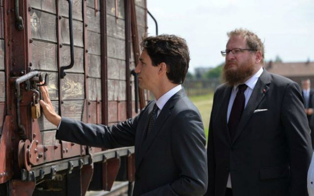 Prime Minister Justin Trudeau visits the Auschwitz-Birkenau death camp, July 10, 2016. (screen capture/Auschwitz Museum Twitter account)
