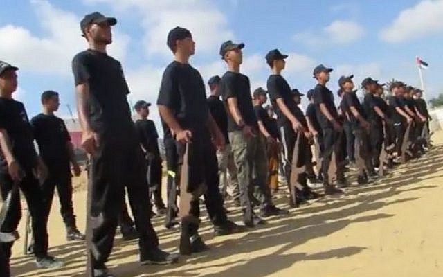 Gaza youth training at a Hamas summer camp (Middle East Media Research Institute)