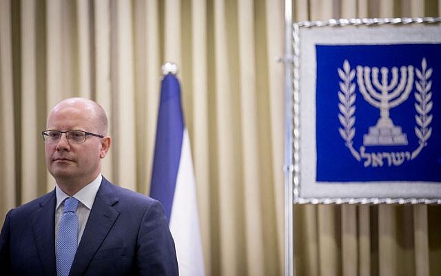 Czech Prime Minister Bohuslav Sobotka arrives for a meeting with President Reuven Rivlin (unseen), at the President's Residence in Jerusalem, May 22, 2014 (Yonatan Sindel/Flash90)