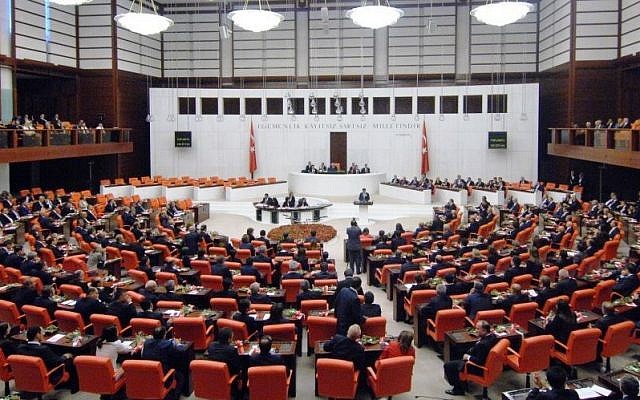 The Turkish parliament in June 2015 (Public domain/Wikipedia)