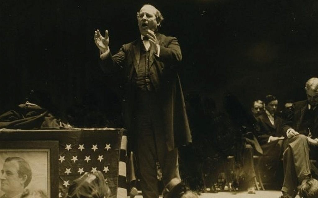 William Jennings Bryan giving a speech during his 1908 presidential campaign. (Public domain)
