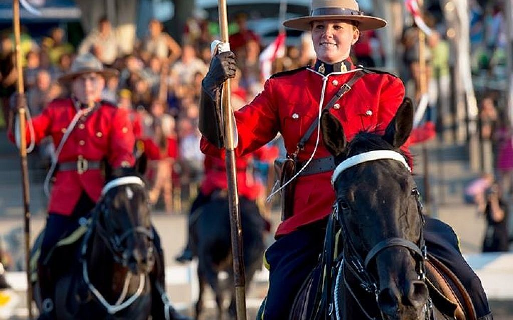 canadian mounted police uniform