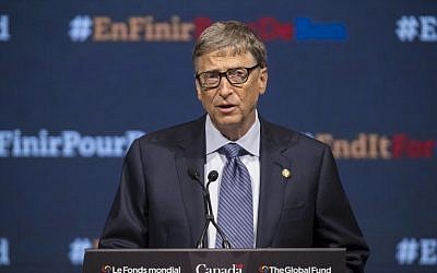 Philanthropist Bill Gates speaks at the closing of the Fifth Replenishment Conference of the Global Fund to Fight AIDS, Tuberculosis and Malaria in Montreal, Quebec, September 17, 2016. (AFP PHOTO / Geoff Robins)