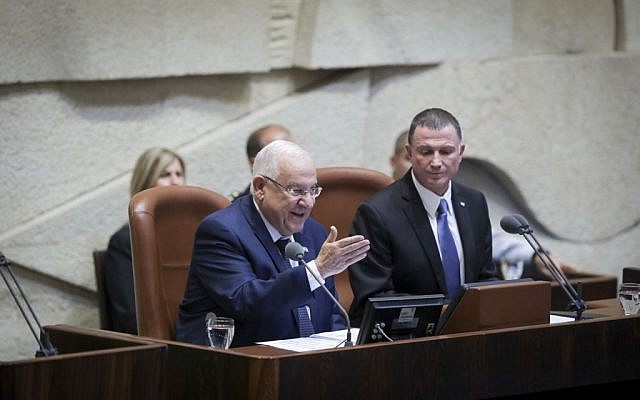 President Reuven Rivlin aspeaking at opening of the winter session of the IKnesset, October 31, 2016. (Yonatan Sindel/FLASH90)