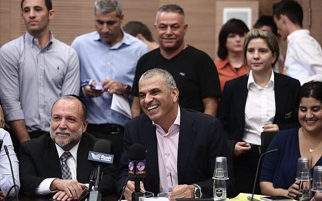 Finance Minister Moshe Kahlon during a Finance Committee meeting at the Knesset, October 31, 2016. (Miriam Alster/Flash90)