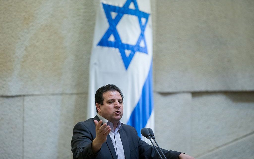 Ayman Odeh, the leader of the Joint (Arab) List, speaks during a vote on a bill that would allow suspension of Knesset members, March 28, 2016. (Yonatan Sindel/Flash90)