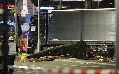 View of the truck that crashed into a Christmas market in Berlin on December 19, 2016. (AFP/Odd Andersen)