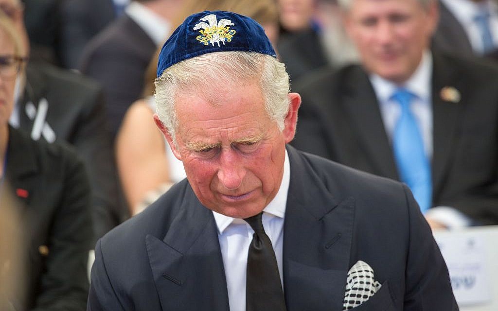 Prince Charles seen during the funeral late former president Shimon Peres at Mount Herzl, in Jerusalem, on September 30, 2016. (Emil Salman/Pool)