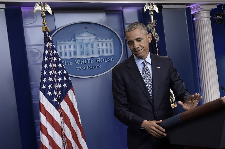 US President Barack Obama leaves after his final press conference at the White House, Washington, DC, January 18, 2017. (AFP/Brendan Smialowski)