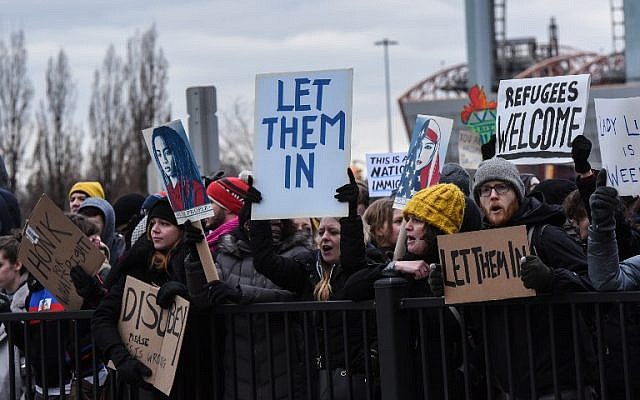 Protesters rally during a demonstration against the Muslim immigration ban at John F. Kennedy International Airport on January 28, 2017 in New York City. (Stephanie Keith/Getty Images/AFP)