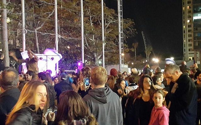 Thousands of Israelis attend an anti-incitement rally at Rabin Square in Tel Aviv on January 7, 2017. (Dr. Micha Breakstone, courtesy)
