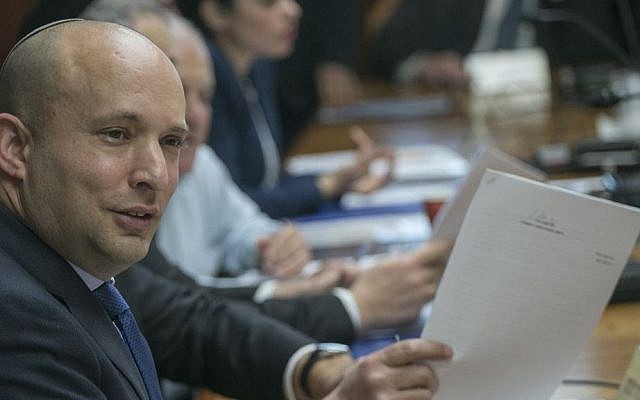 Education Minister Naftali Bennett attends the weekly cabinet meeting at the Prime Minister's Office in Jerusalem on January 29, 2017. (Ohad Zwigenberg/POOL)