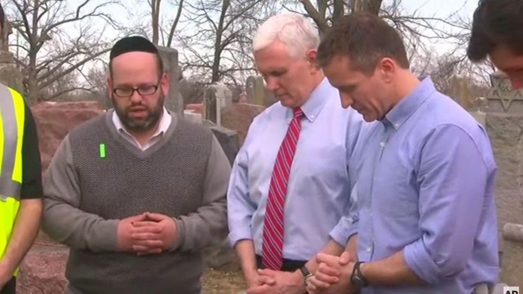 US Vice President Mike Pence visits a Jewish cemetery in St. Louis following an act of vandalism at the site. (YouTube screenshot)